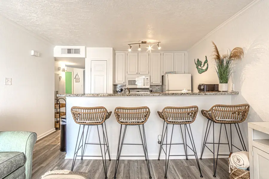 9520 Seawall Blvd #206, Galveston, TX 77554 - #2