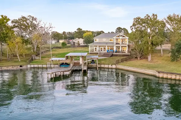 224 Oak Crest Drive, Livingston, TX 77351