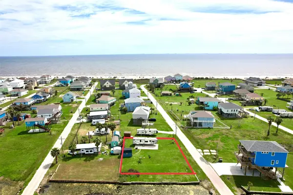 892 Bowers Lane, Crystal Beach, TX 77650