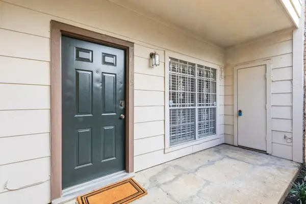 2626 Holly Hall #715, Houston, TX 77054