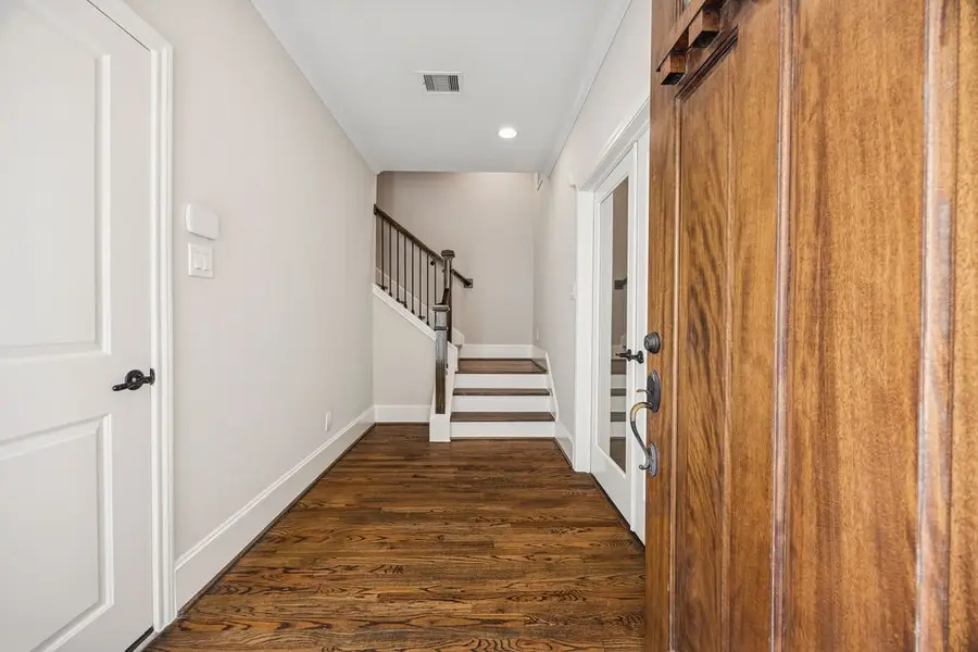 2415 Beall Street, Houston, TX 77008 - Image #3