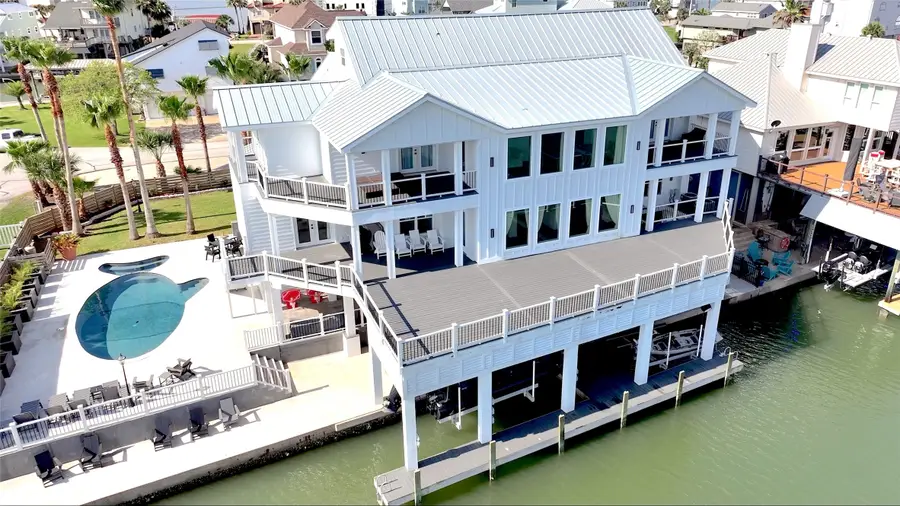 1614 Castaway Street, Tiki Island, TX 77554 - #3