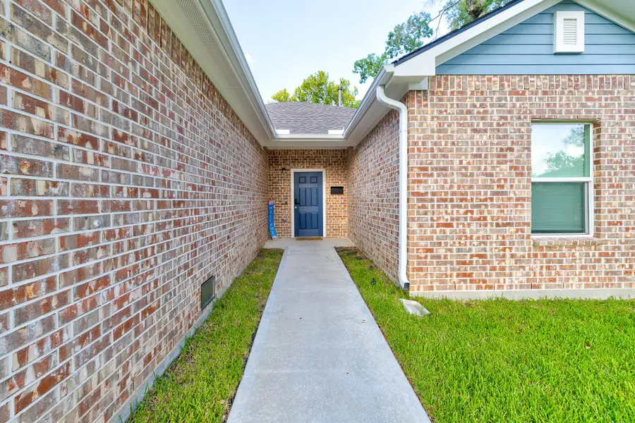 2011 Nottingham Street, Pasadena, TX 77502 - #2