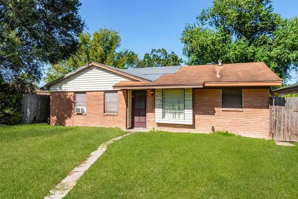 913 Avenue N, South Houston, TX 77587