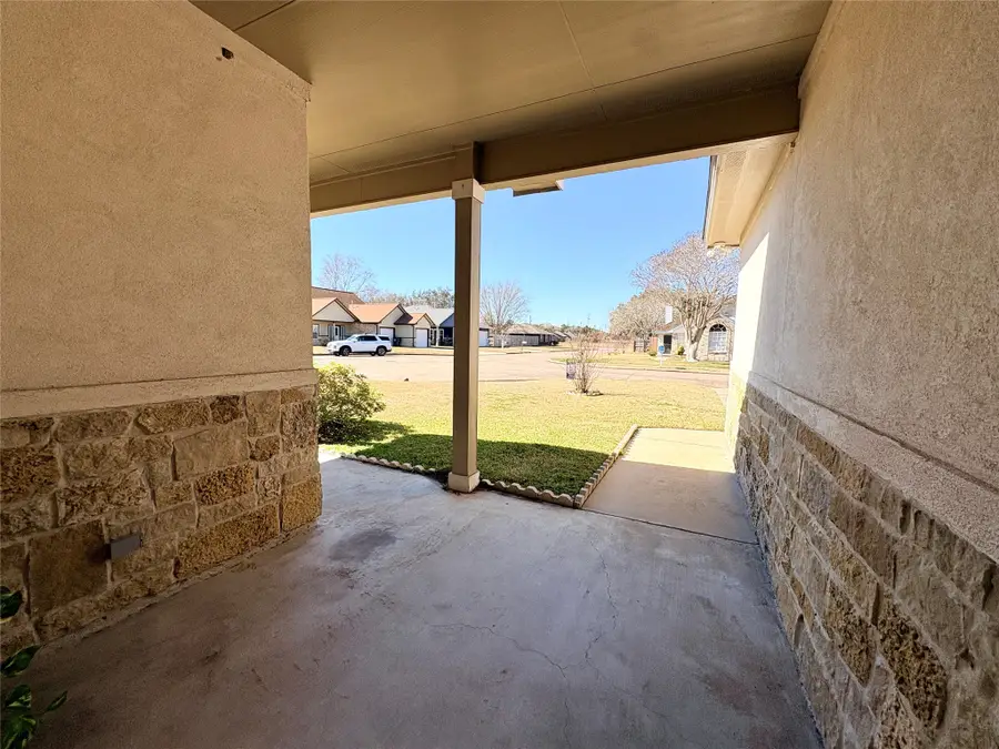 4507 Cardinal Drive, Bay City, TX 77414 - #3