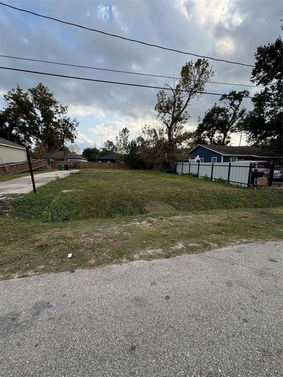 1077 South Lane, Houston, TX 77088 - #1