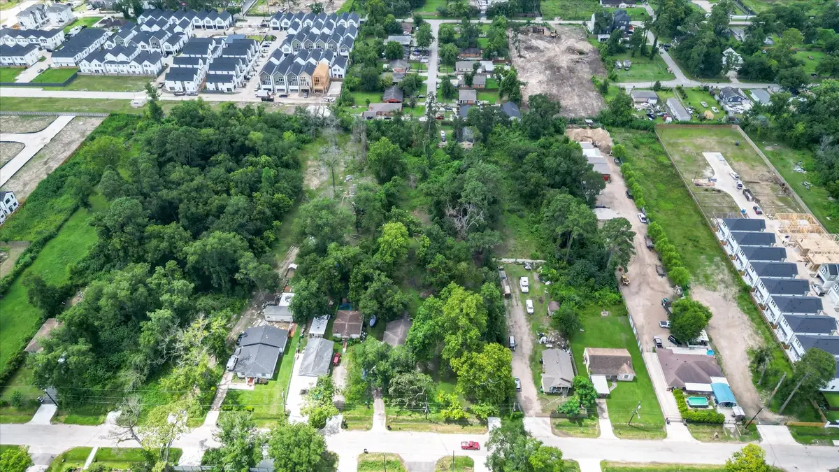 1321 De Soto Street, Houston, TX 77091 - #1
