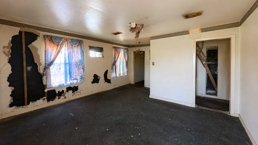 2417 Crittenden Street, Houston, TX 77026 - #3