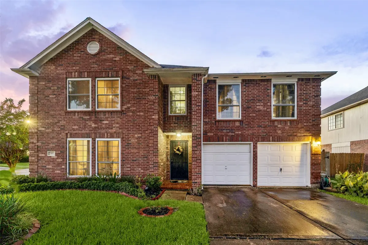 918 Heathcliff Drive, Missouri City, TX 77489 - #1