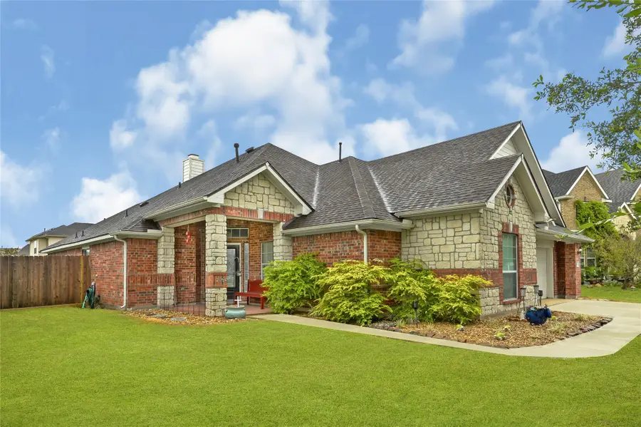 2054 Lepper Street, Alvin, TX 77511 - #2