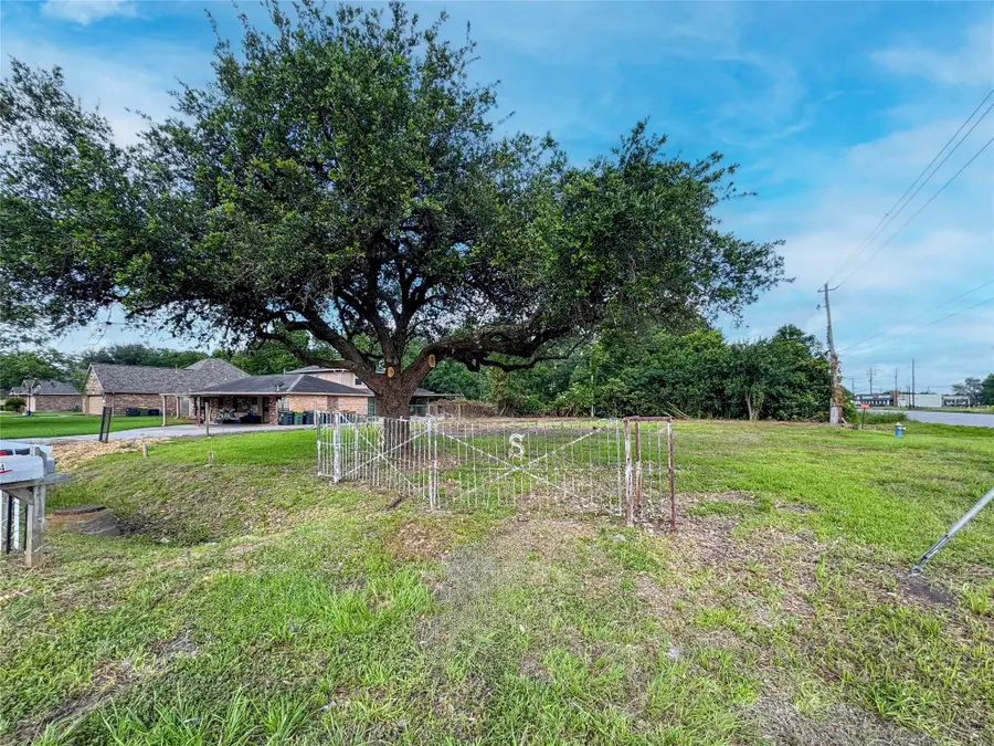 W Broadway Fm 518, Pearland, TX 77584 - #3