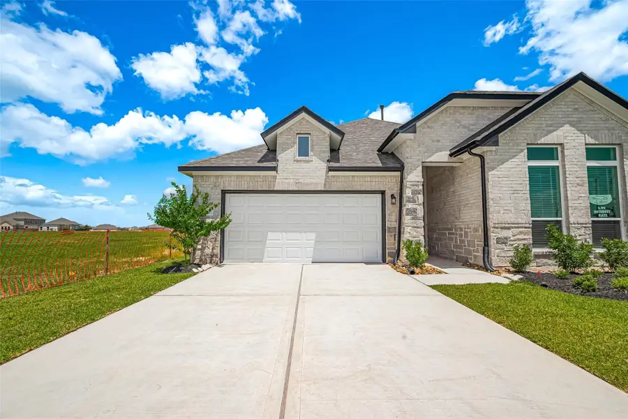 2702 Ballast Green Drive, Texas City, TX 77568 - #2
