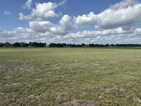 0 Cr 208, Tract 4 Drive, Bay City, TX 77414