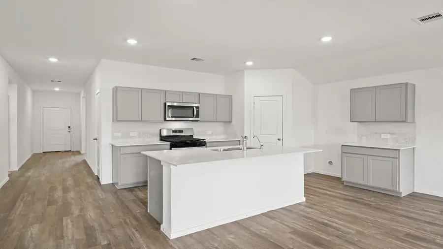 16511 Hidden Ponderosa Path, Magnolia, TX 77355 - Image #3