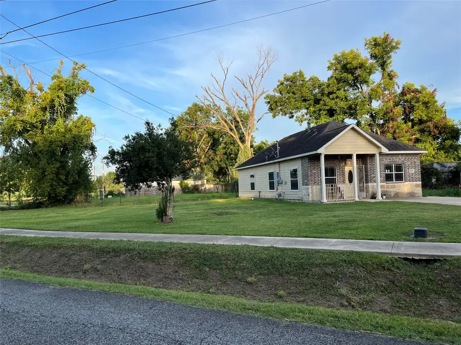 5630 Shreveport Boulevard, Houston, TX 77028 - #2