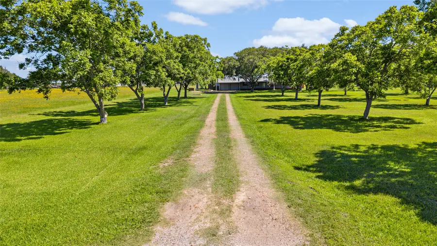 725 Cr 428, Lolita, TX 77971 - #3