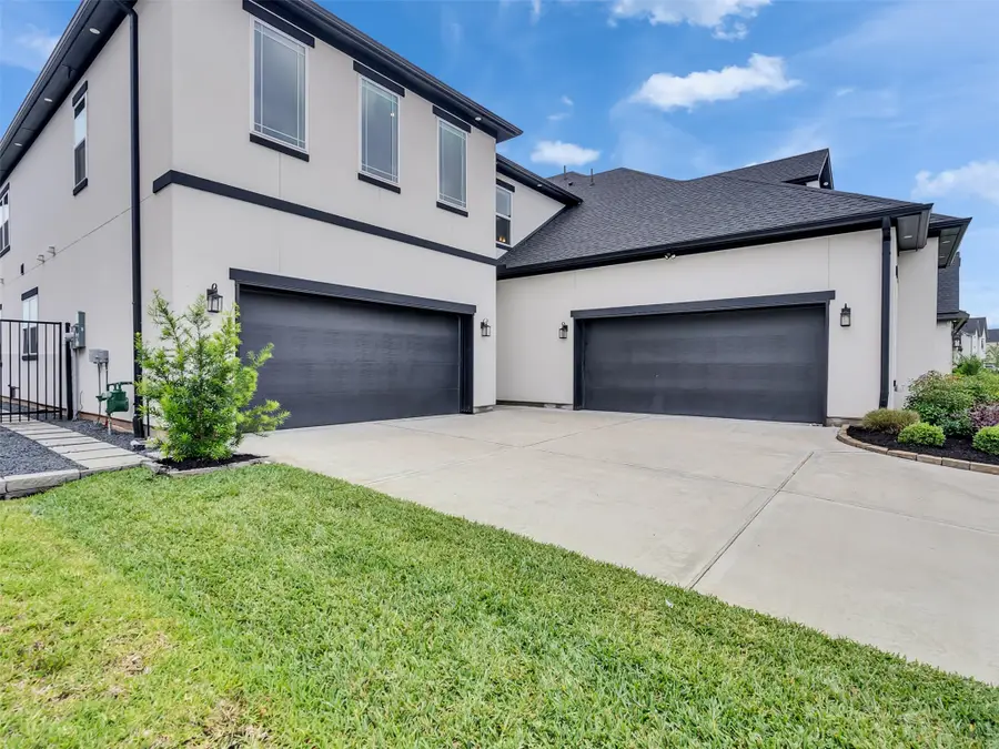 10322 Forest Lake Drive, Missouri City, TX 77459 - #3