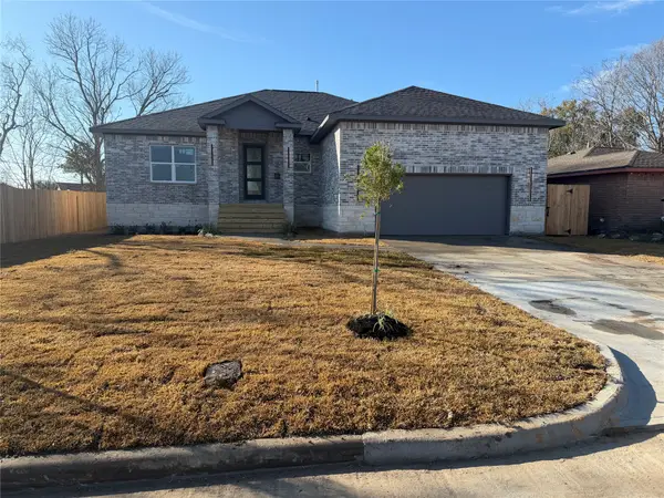 3106 Altus Drive, Houston, TX 77051
