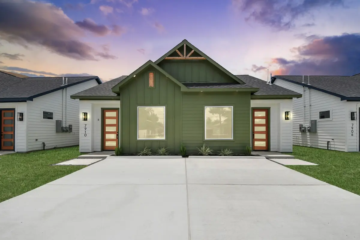 7910 Gladstone Street #A-B, Houston, TX 77051 - #1