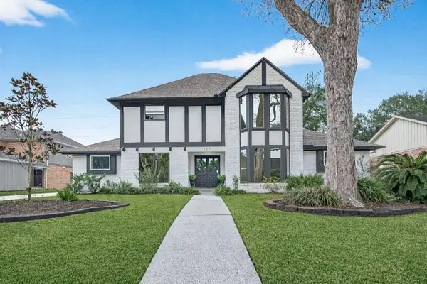 707 Montclair Boulevard, Sugar Land, TX 77478