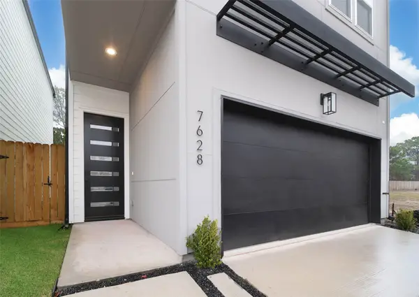 7628 Inwood Hills Lane, Houston, TX 77088