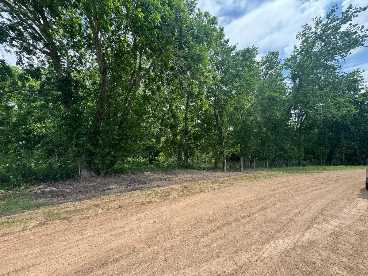 214 County Road 230, Wharton, TX 77488 - #1