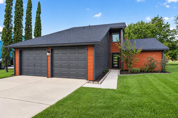 12632 Lake Vista Drive, Willis, TX 77318