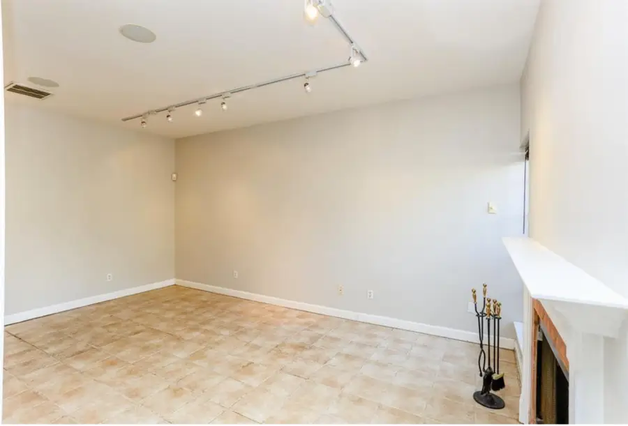 4930 Feagan Street #4, Houston, TX 77007 - #3