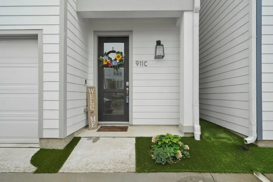 911 W 35th Street #C, Houston, TX 77018 - #2