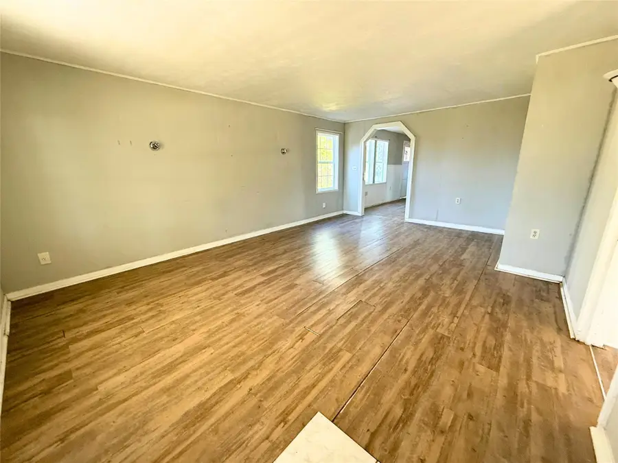 2308 32nd Avenue N, Texas City, TX 77590 - Image #3