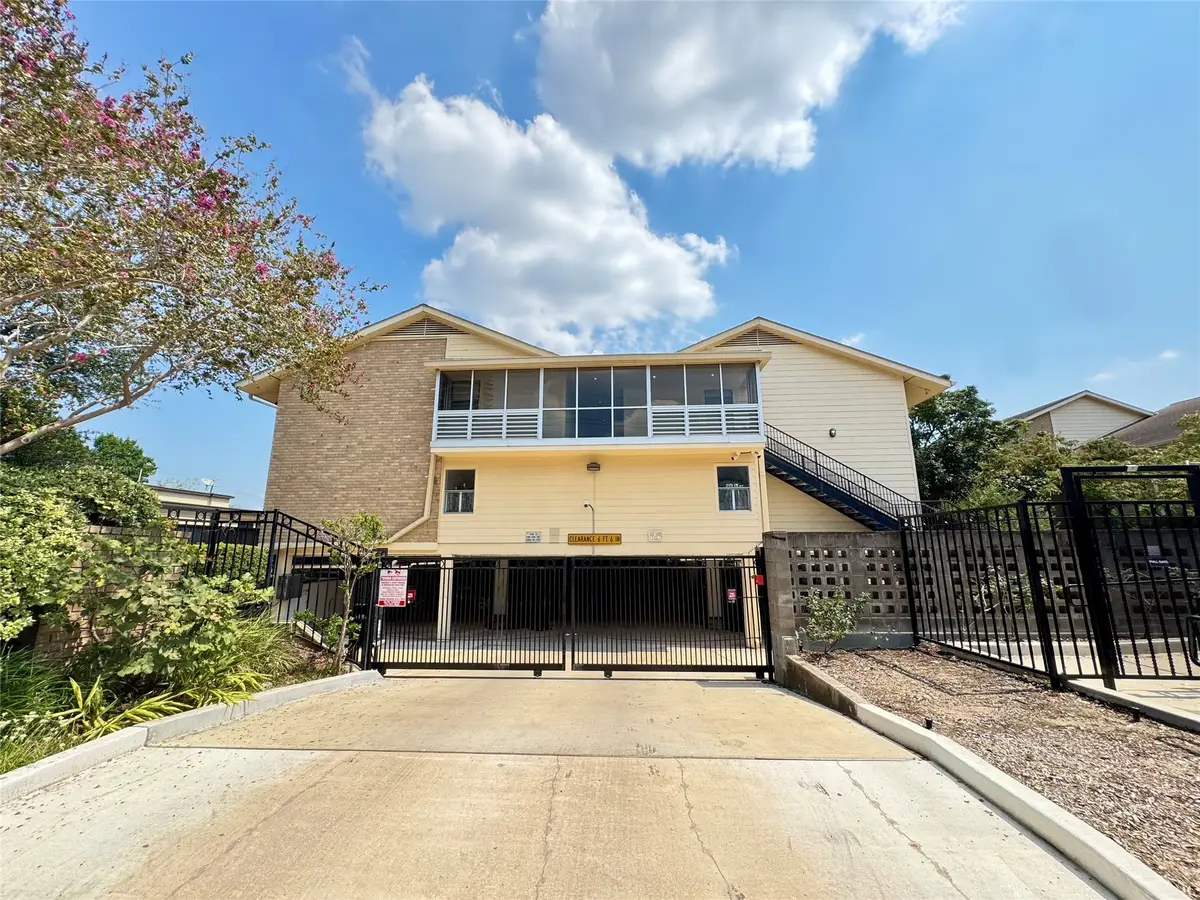3131 Cummins Street #86, Houston, TX 77027 - Image #1