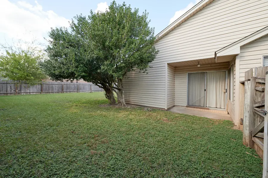 11911 E Marsham Circle, Houston, TX 77066 - Image #3