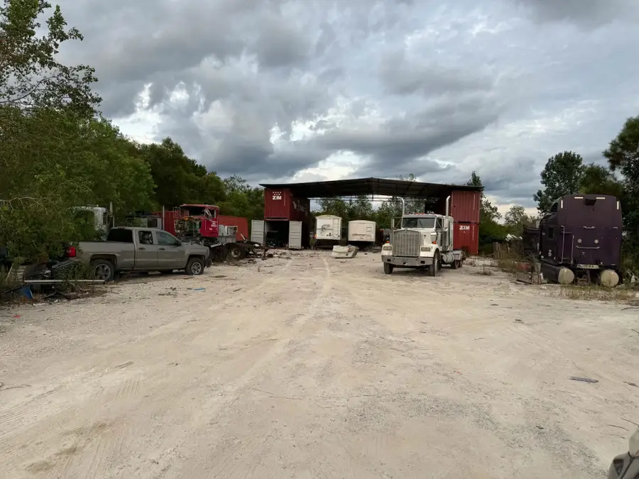 8980 Highway 321, Dayton, TX 77535 - #3