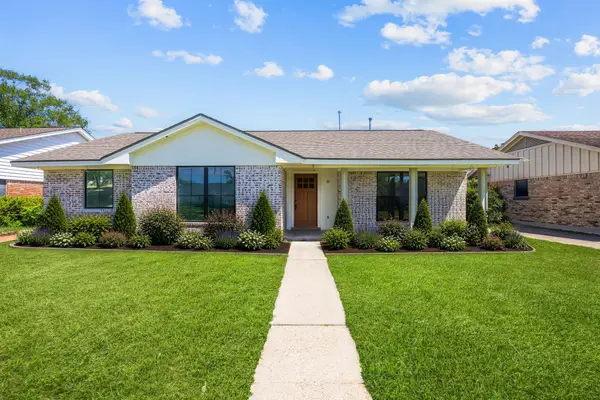 6730 Lindyann Lane, Houston, TX 77008