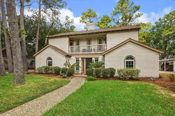 5210 Three Oaks Circle, Houston, TX 77069