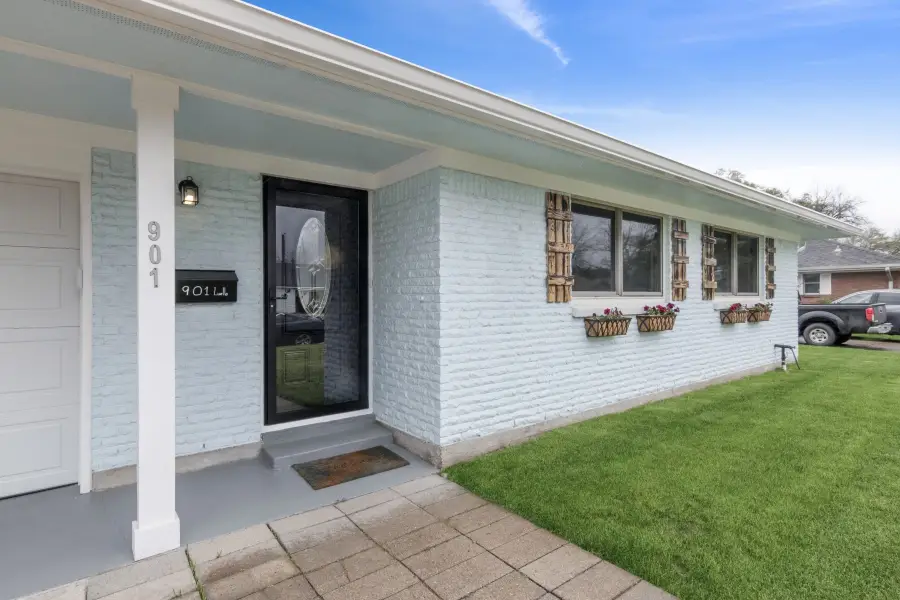 901 Luella Avenue, Deer Park, TX 77536 - #2