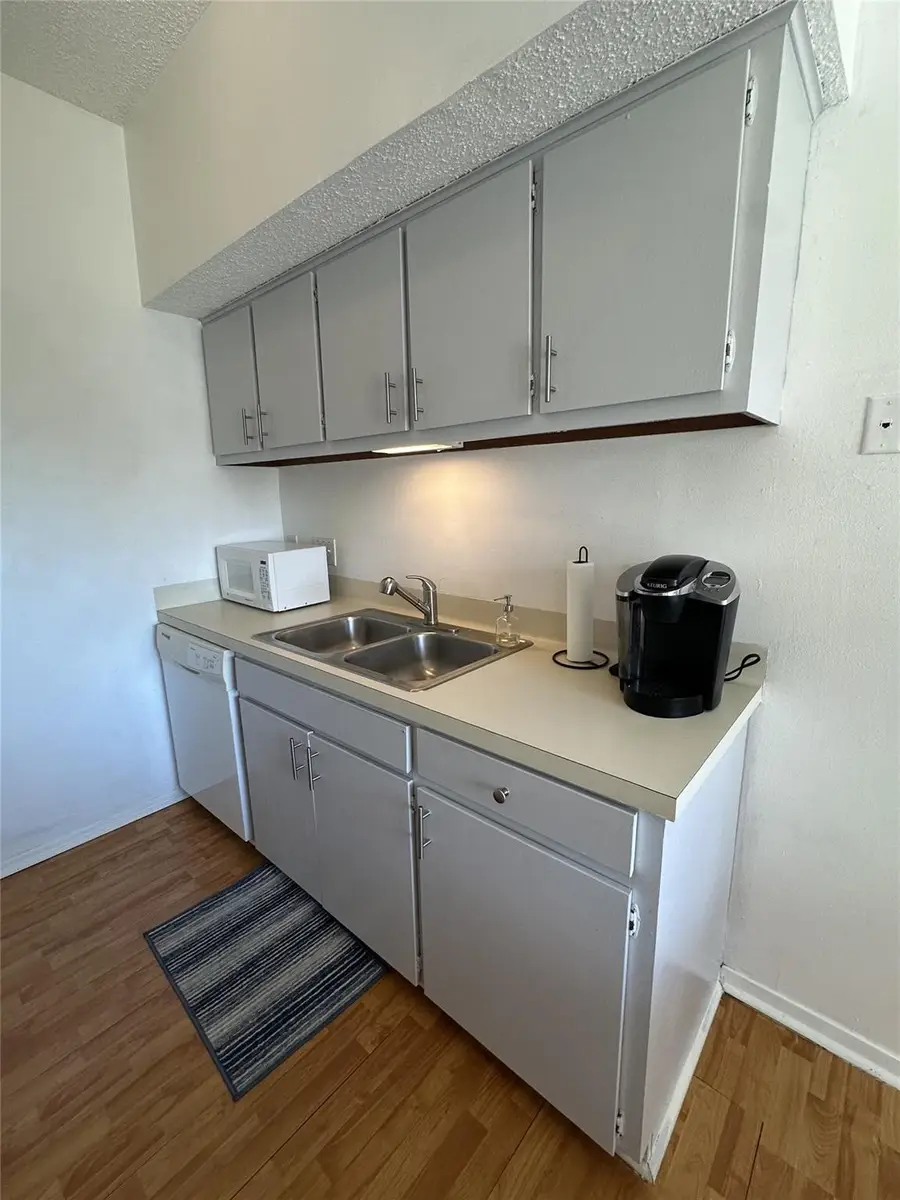 3316 Guadalupe Street #306, Austin, TX 78705 - Image #3