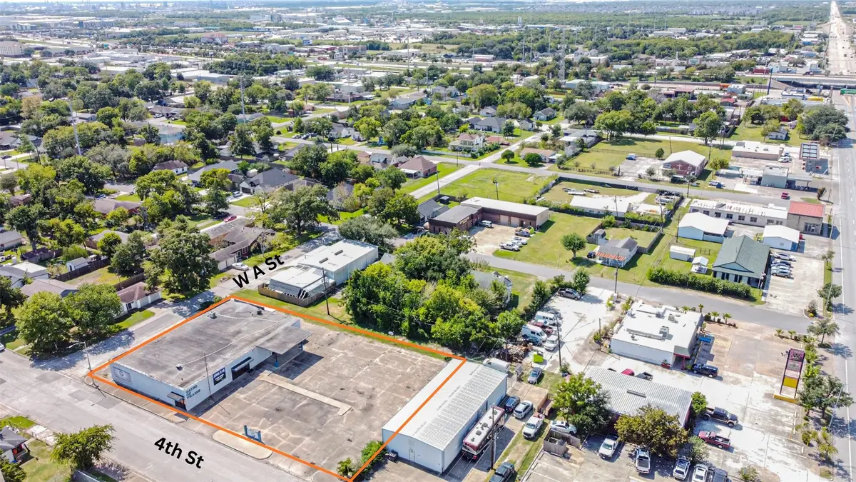 130 S 4th Street #1, La Porte, TX 77571 - Image #1