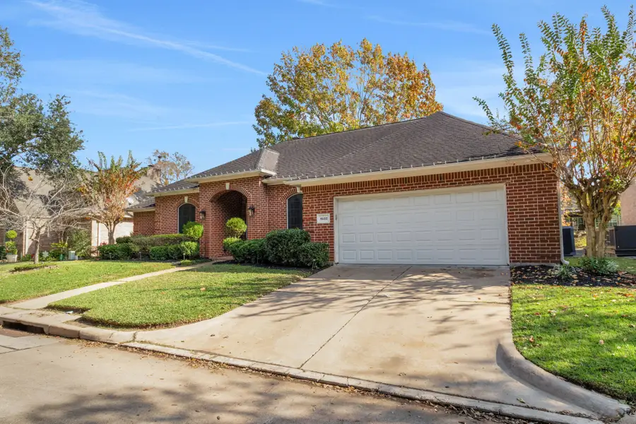 4602 Lake Village Drive, Fulshear, TX 77441 - Image #3