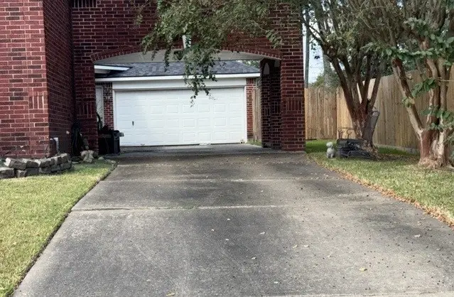 4115 Avalon Lane, Baytown, TX 77521 - Image #3