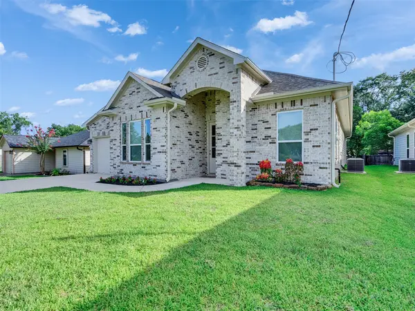 4106 Hill Avenue, Dickinson, TX 77539