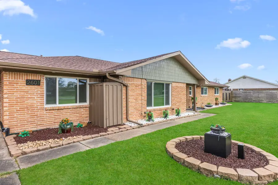 2601 Lazy Bend Street, Pearland, TX 77581 - #2