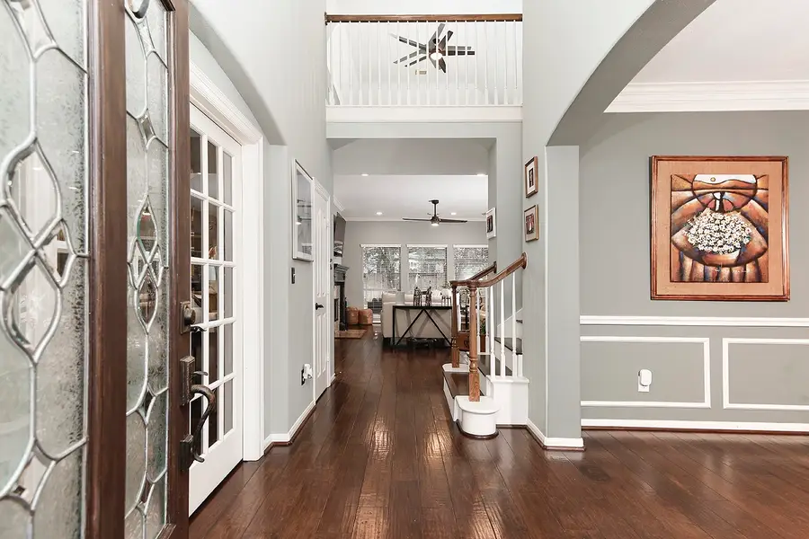 31 Bluff Creek Place, The Woodlands, TX 77382 - Image #2