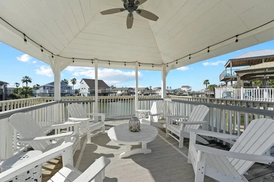 16603 Jamaica Cove Road, Jamaica Beach, TX 77554 - Image #3
