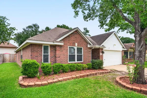 19502 Gladewater Drive, Tomball, TX 77375