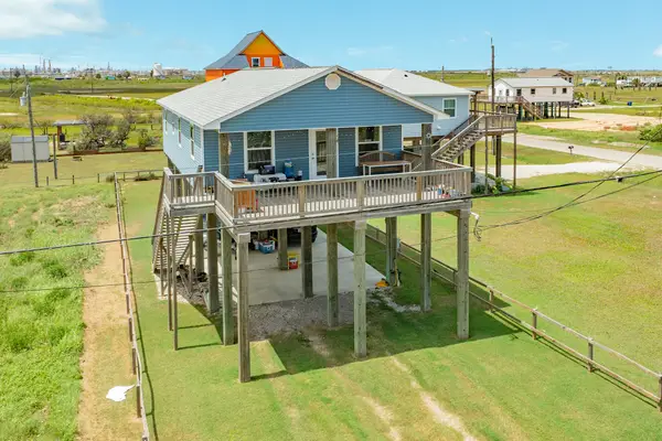 1310 Monument Drive, Surfside Beach, TX 77541