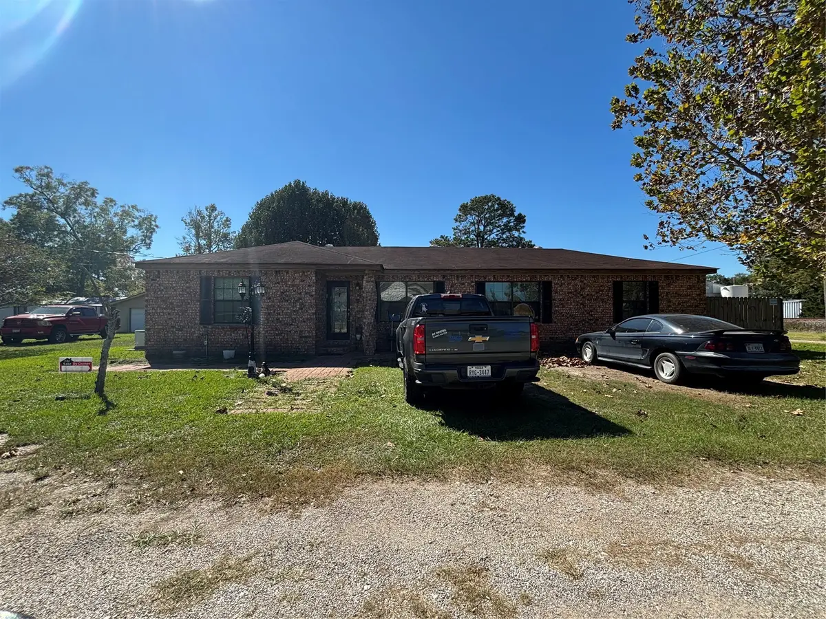 108 County Road 753, Buna, TX 77612 - #1