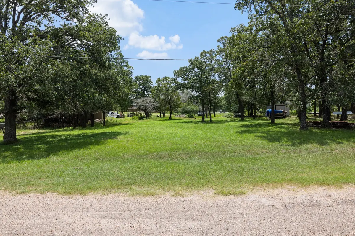 409 Crappie, Somerville, TX 77879 - #1
