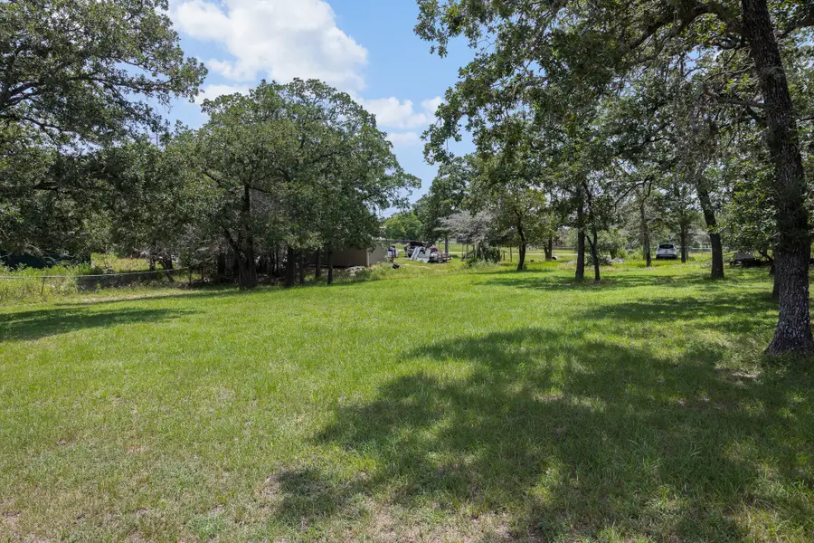409 Crappie, Somerville, TX 77879 - #3