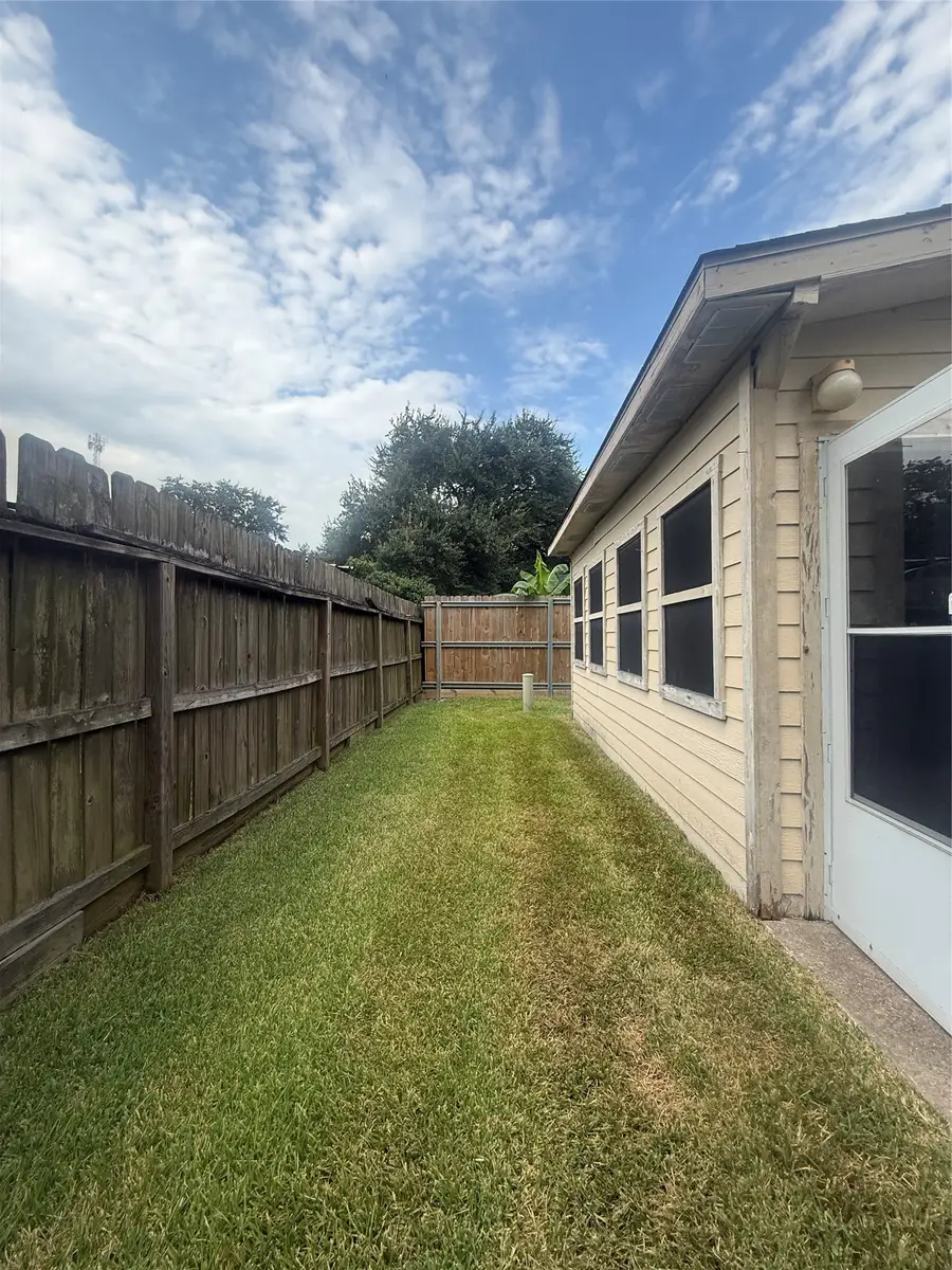 8222 Ridge Forest Drive, Houston, TX 77088 - #3